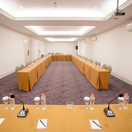 Same Hotel Malang Dış mekan fotoğraf