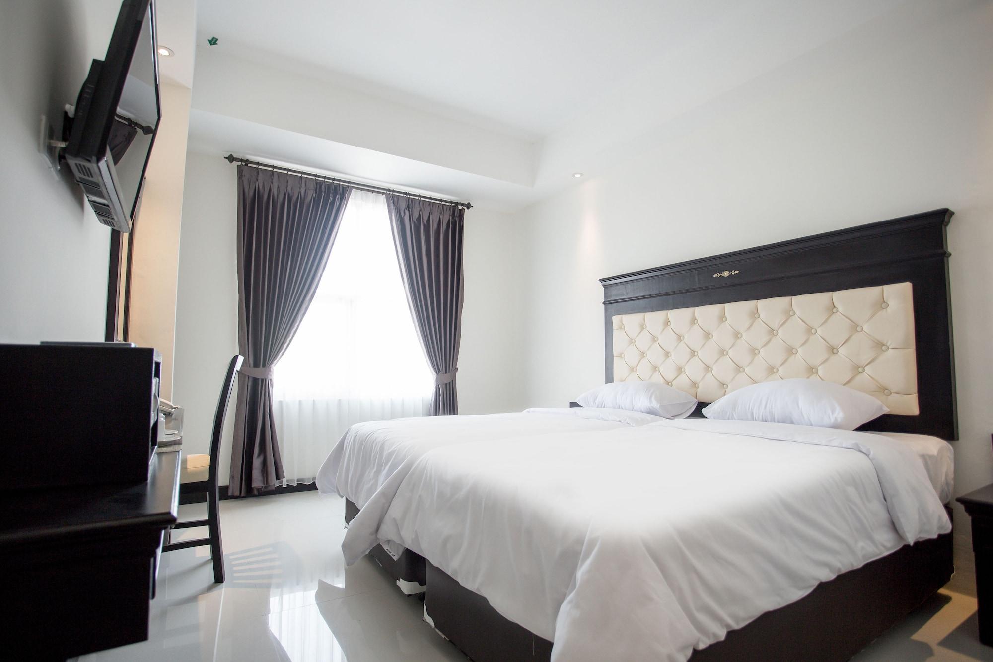 Same Hotel Malang Dış mekan fotoğraf