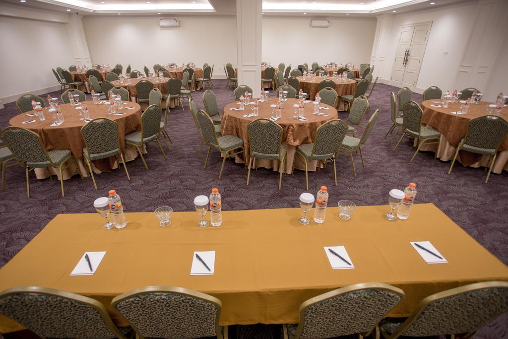Same Hotel Malang Dış mekan fotoğraf